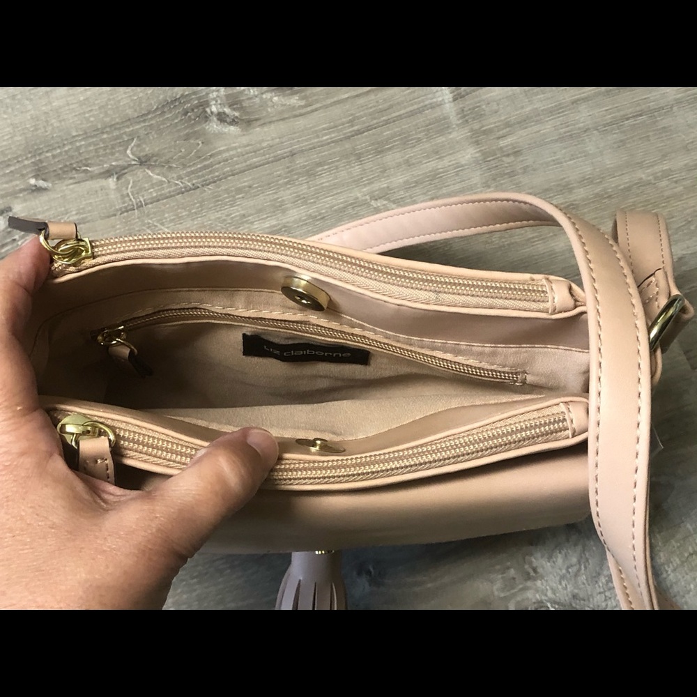 *NWT*LIZ CLAIBORNE CROSSBODY BAG - Picture 6 of 8